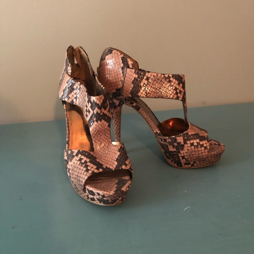 Nine West snake skin heels